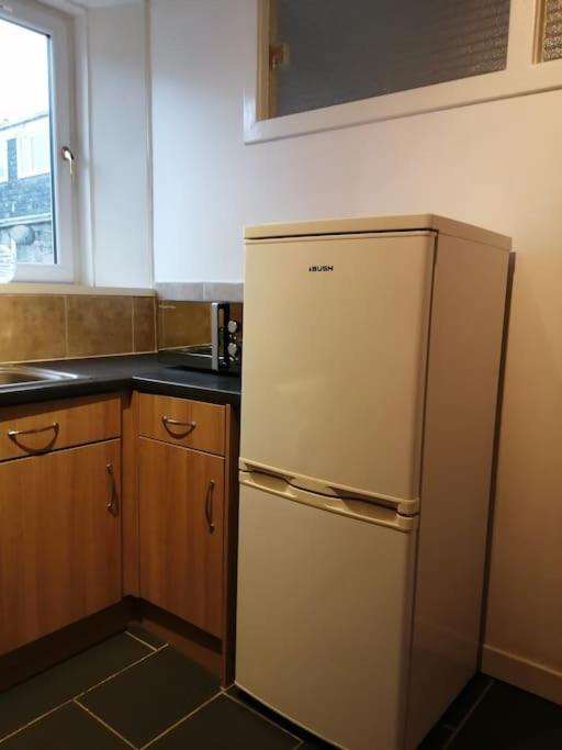 Stylish One Bed Flat With Private Parking Appartement Aberdeen Buitenkant foto